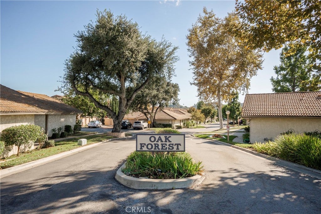 110 Oak Forest Circle