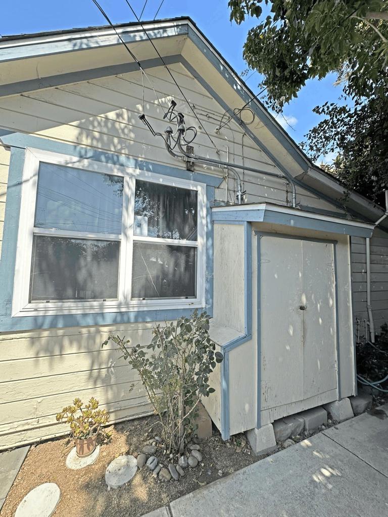 116 Evans St