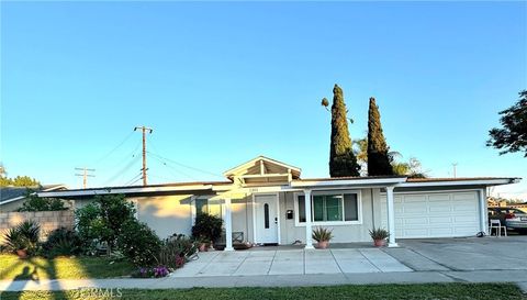 Photo of 1101 N Gates St, Santa Ana, CA 92703 (MLS # OC26058777)