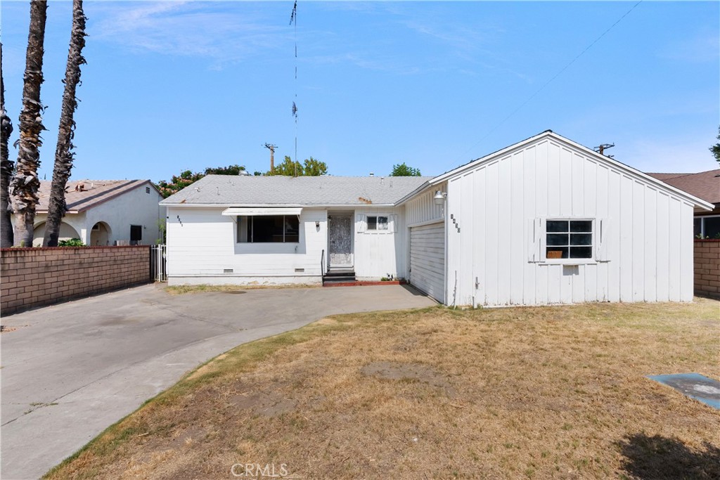 1450 Pepper Tree Lane