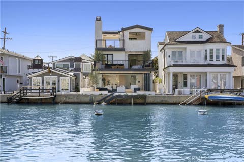 Photo of 113 Grand Canal, Newport Beach, CA 92662 (MLS # NP26176731)