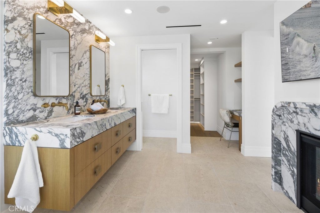 113 Grand Canal, Newport Beach CA 92662 - Photo 24