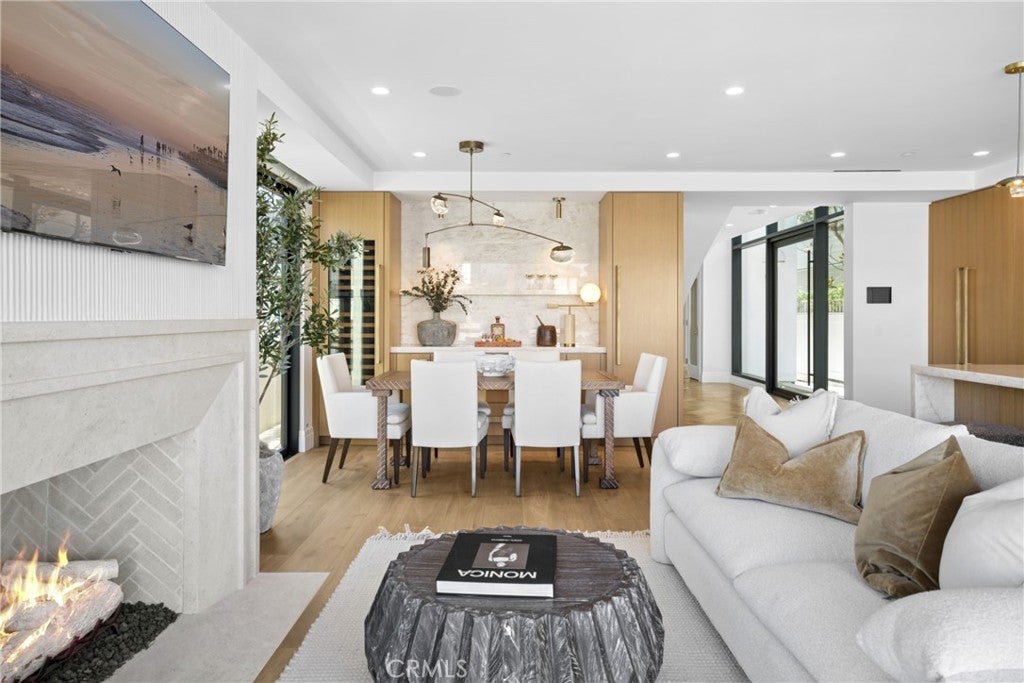 113 Grand Canal, Newport Beach CA 92662 - Photo 7