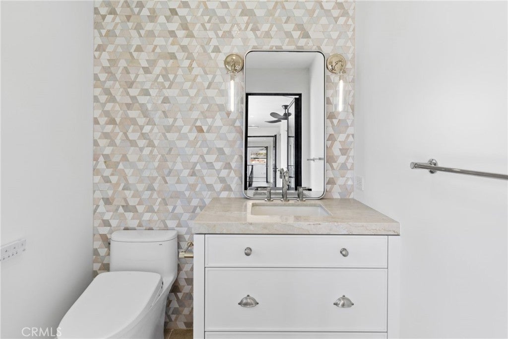 113 Grand Canal, Newport Beach CA 92662 - Photo 40