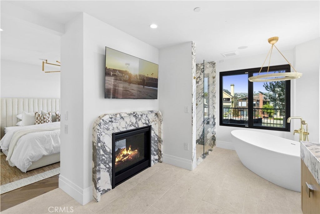 113 Grand Canal, Newport Beach CA 92662 - Photo 20