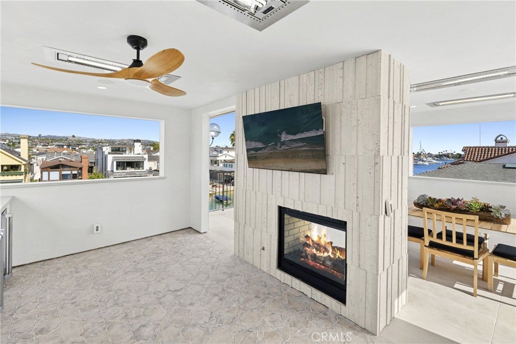 113 Grand Canal, Newport Beach CA 92662 - Photo 34