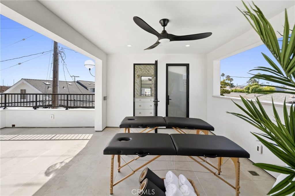 113 Grand Canal, Newport Beach CA 92662 - Photo 39