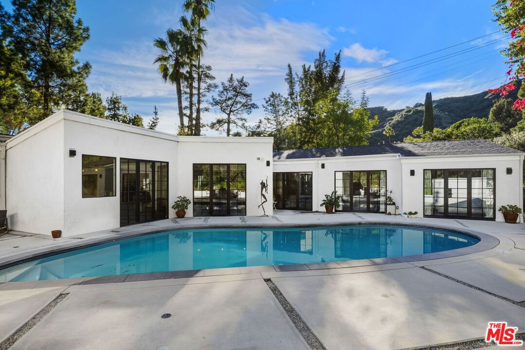 13019 Sky Valley Road, Los Angeles CA 90049