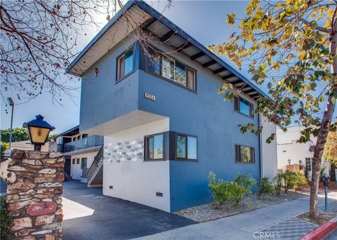 Photo of 1024 Pico Boulevard, Santa Monica, CA 90405 (MLS # SB26042958)