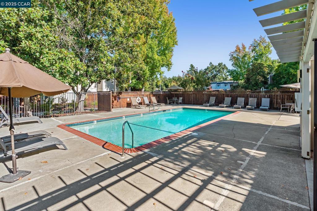 GARDEN CREEK - Residential