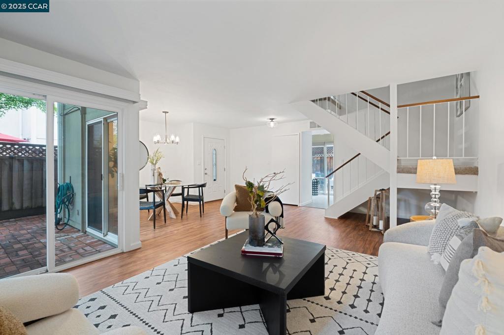 GARDEN CREEK - Residential