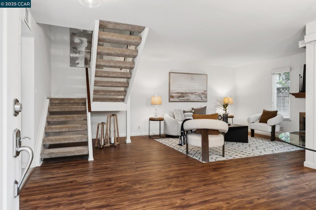 GARDEN CREEK - Residential