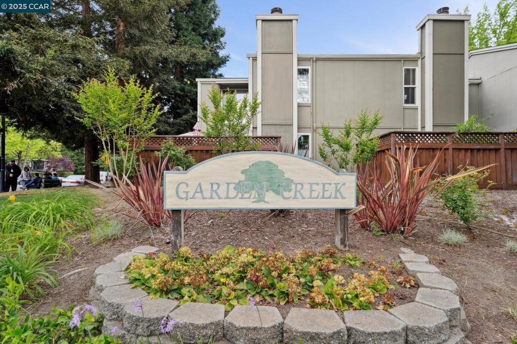 GARDEN CREEK - Residential