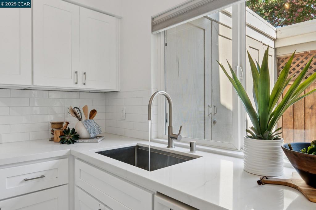 GARDEN CREEK - Residential