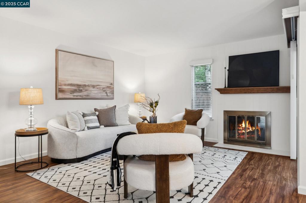 GARDEN CREEK - Residential