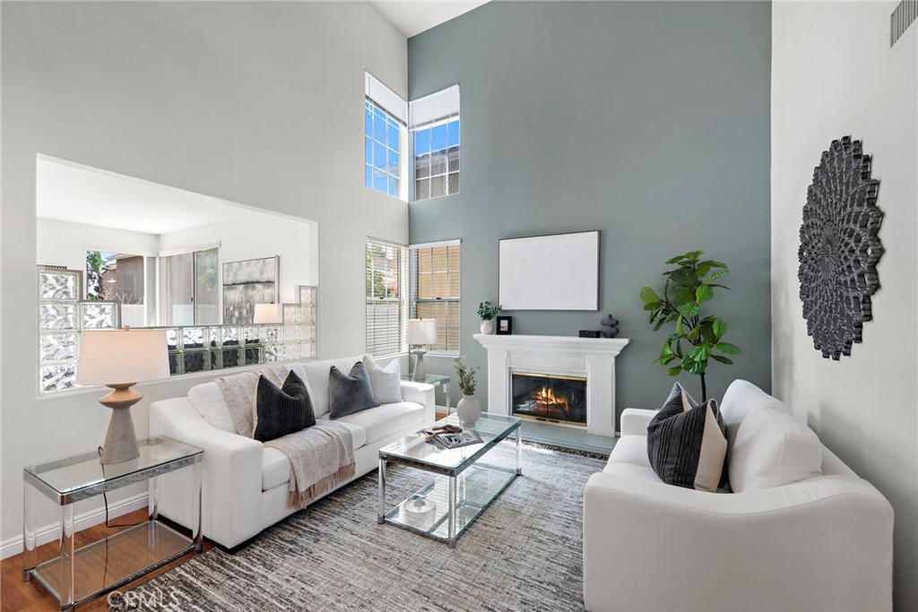 15283 Rousseau Lane