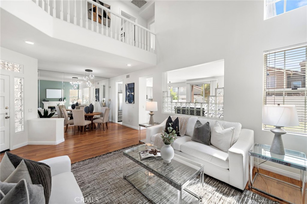 15283 Rousseau Lane