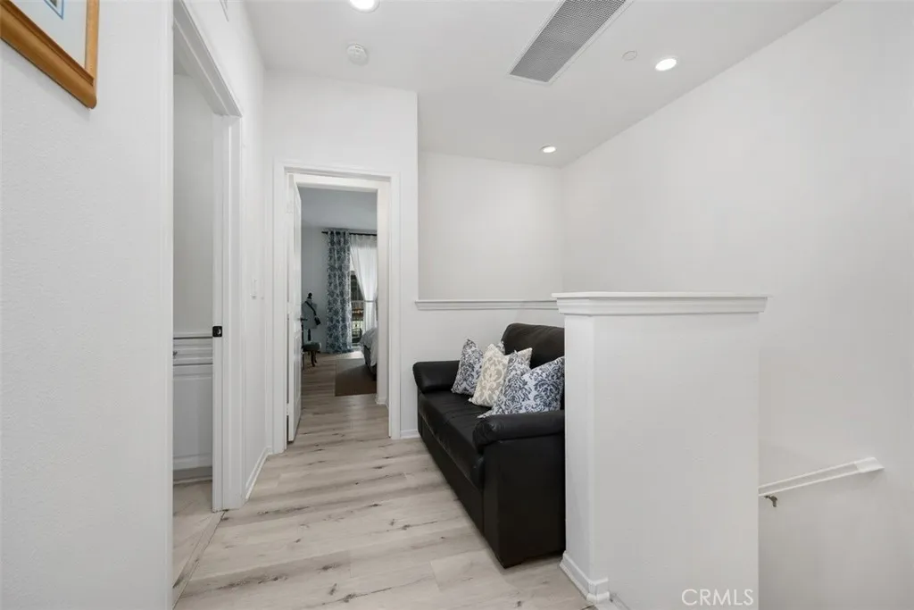 Ontario, California 91762, United States, 3 Bedrooms Bedrooms, ,3 BathroomsBathrooms,Residential,Active,196092