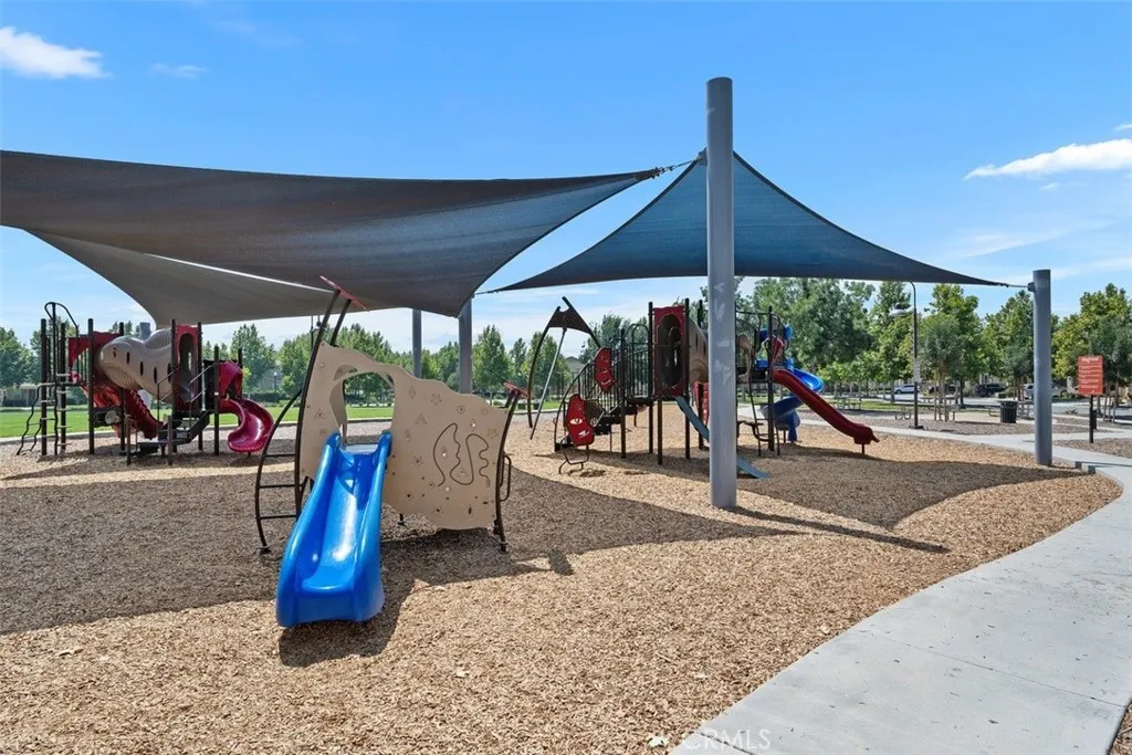 Ontario, California 91762, United States, 3 Bedrooms Bedrooms, ,3 BathroomsBathrooms,Residential,Active,196092