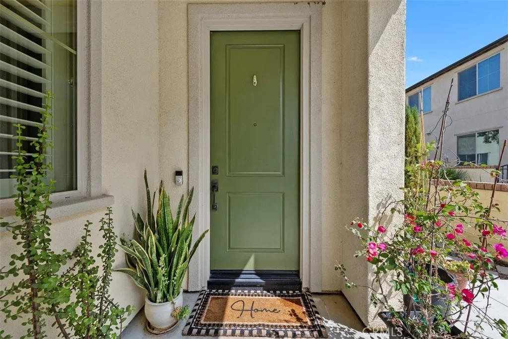 Ontario, California 91762, United States, 3 Bedrooms Bedrooms, ,3 BathroomsBathrooms,Residential,Active,196092