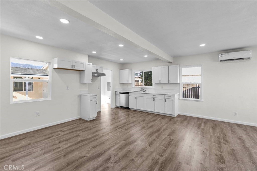 304 E 28th Street