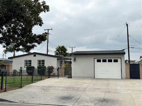 Photo of 15246 Temple Ave, La Puente, CA 91744 (MLS # TR25238762)