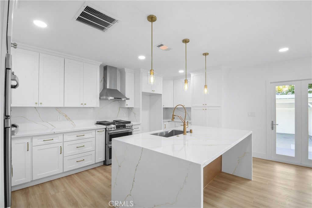2137 Ostrom