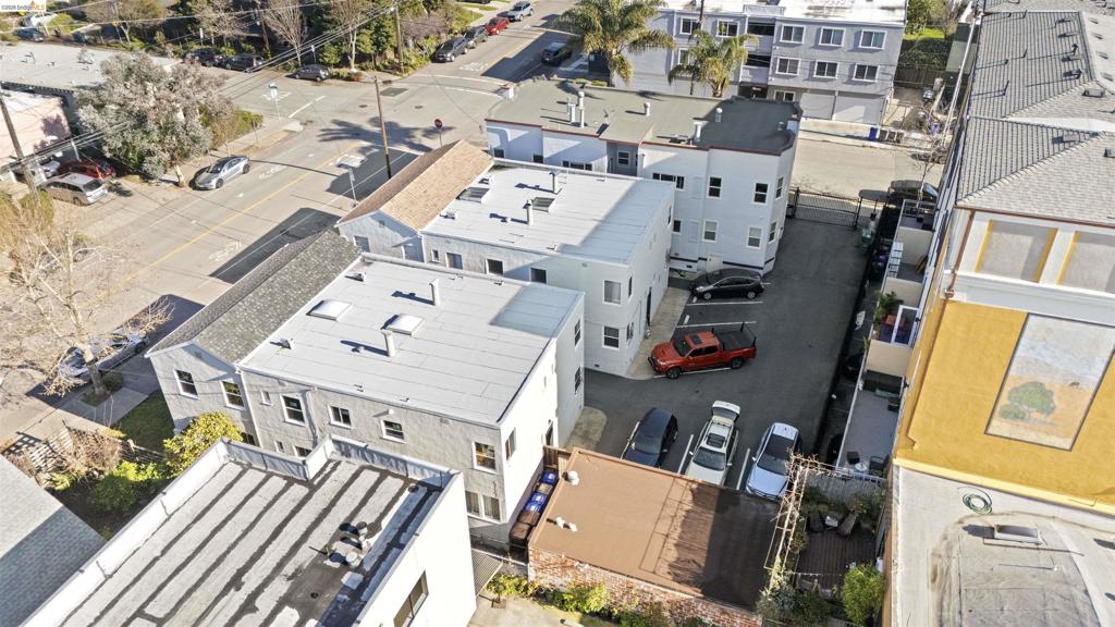 359 St