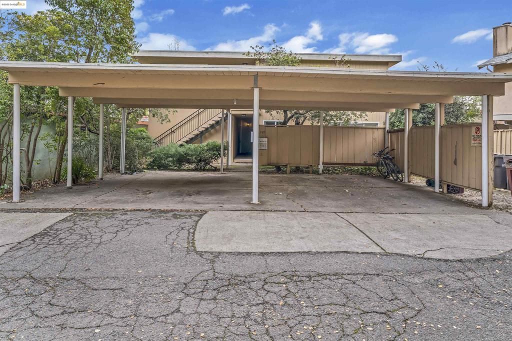 listing image 130726409844914022024