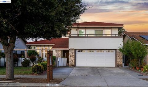 Photo of 2838 Agua Vista Dr Dr, San Jose, CA 95132 (MLS # 41129531)