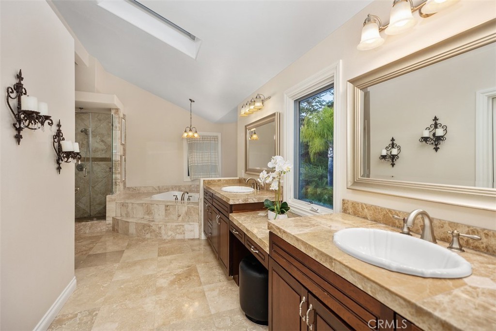 Oakmont (OM) - Residential
