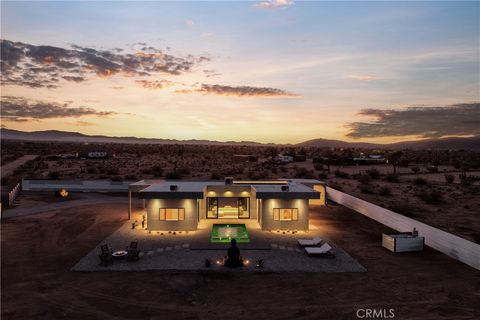Photo of 60632 Granville Rd, Joshua Tree, CA 92252 (MLS # SR26012490)