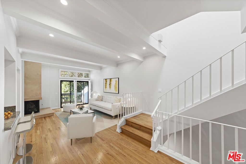 Photo of 1624 Michael Lane, Pacific Palisades, CA 90272 (MLS # 26635593)