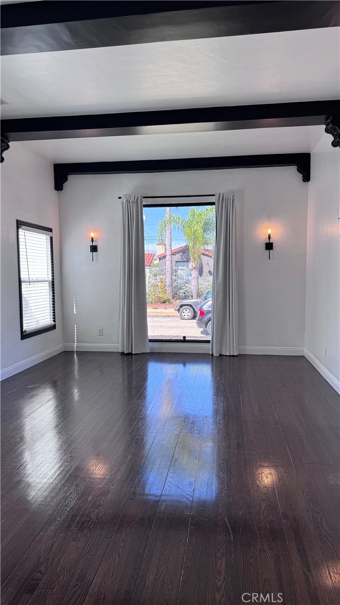 1260 W 81st