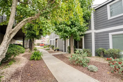 MLS: BB26088661