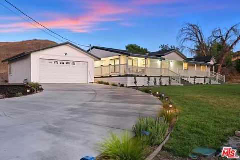 29626 Silver St, Val Verde, CA 91384 - MLS#: 25610083