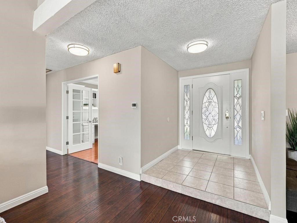 25321 Pike