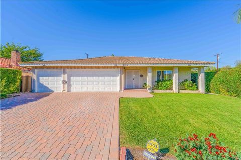 Photo of 2353 Almeza Ave, Rowland Heights, CA 91748 (MLS # DW25238527)