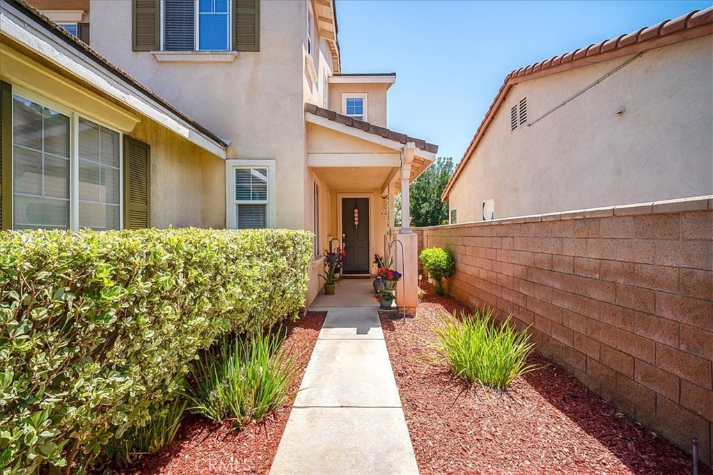 31961 Honeysuckle Circle