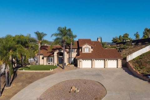 Photo of 416 SUMMERHILL TER TER, Alpine, CA 91901 (MLS # PTP2607072)