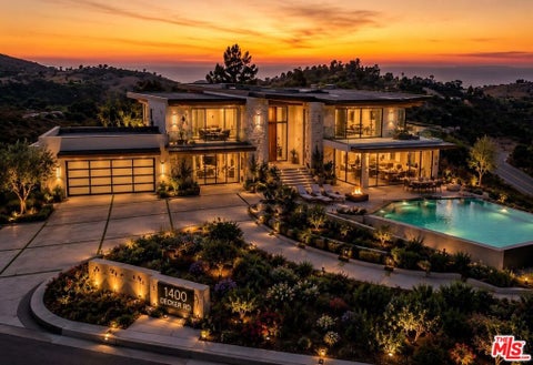 Photo of 1400 Decker Canyon, Malibu, CA 90265 (MLS # 26839925)