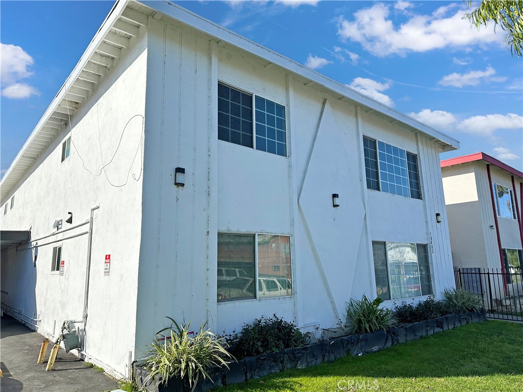 10802 Palma Vista Avenue