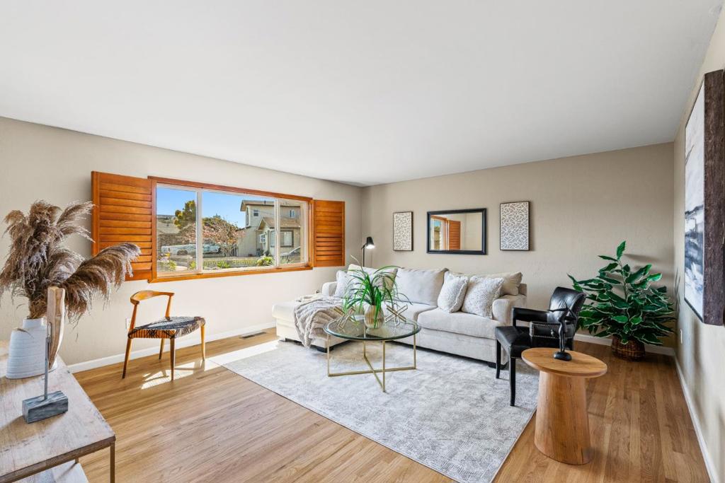 475 Larson Court