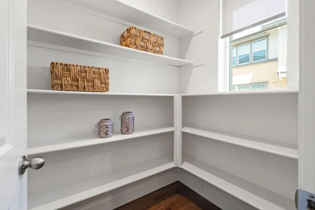 Sunnyvale, California 94086, United States, 3 Bedrooms Bedrooms, ,4 BathroomsBathrooms,Residential,Active,145686