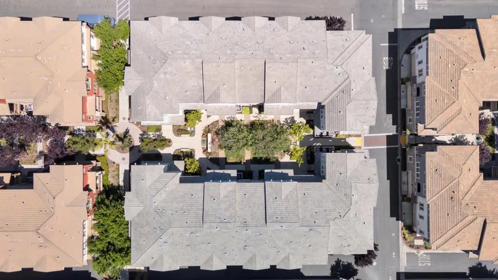 Sunnyvale, California 94086, United States, 3 Bedrooms Bedrooms, ,4 BathroomsBathrooms,Residential,Active,145686