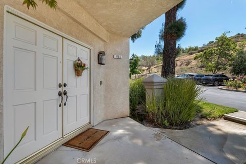 272 Fieldstone Way A Simi Valley CA 93065