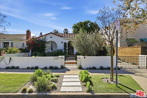 Photo of 2157 Linnington Avenue, Los Angeles, CA 90025 (MLS # 26653519)