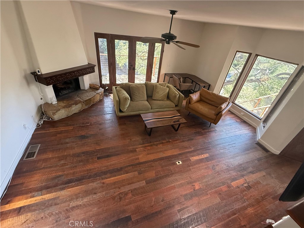 Cornell Ranchos (818) - Residential Lease