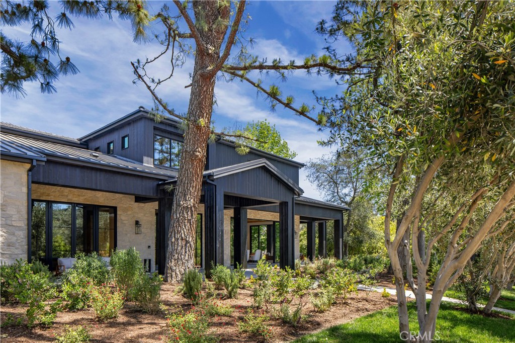 Properties 1 24341 ROLLING VIEW Road