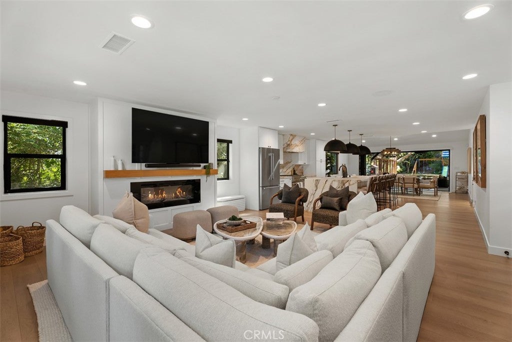 Photo of 25111 Buckboard Lane, Laguna Hills, CA 92653 (MLS # LG26149834)